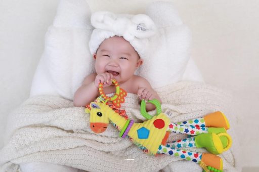 喀什怎么判断宝宝是否斜颈